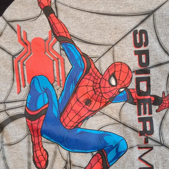 Spiderman T-Shirt 🕷 - Picture 2 of 2